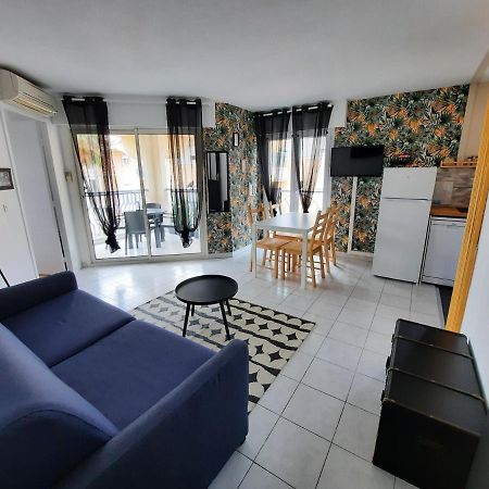 Coeur Marina Climatise Terrasse Parking Apartment Frejus Bagian luar foto