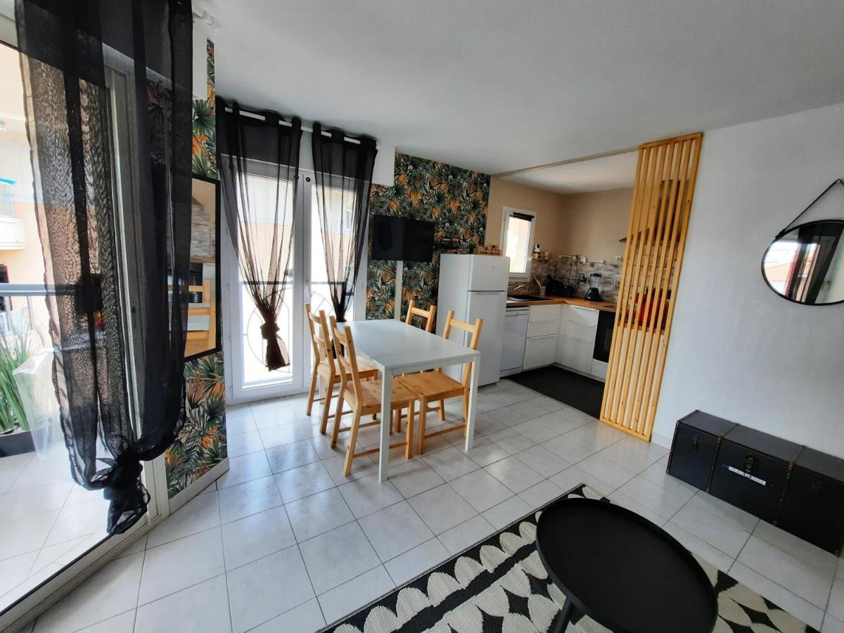 Coeur Marina Climatise Terrasse Parking Apartment Frejus Bagian luar foto